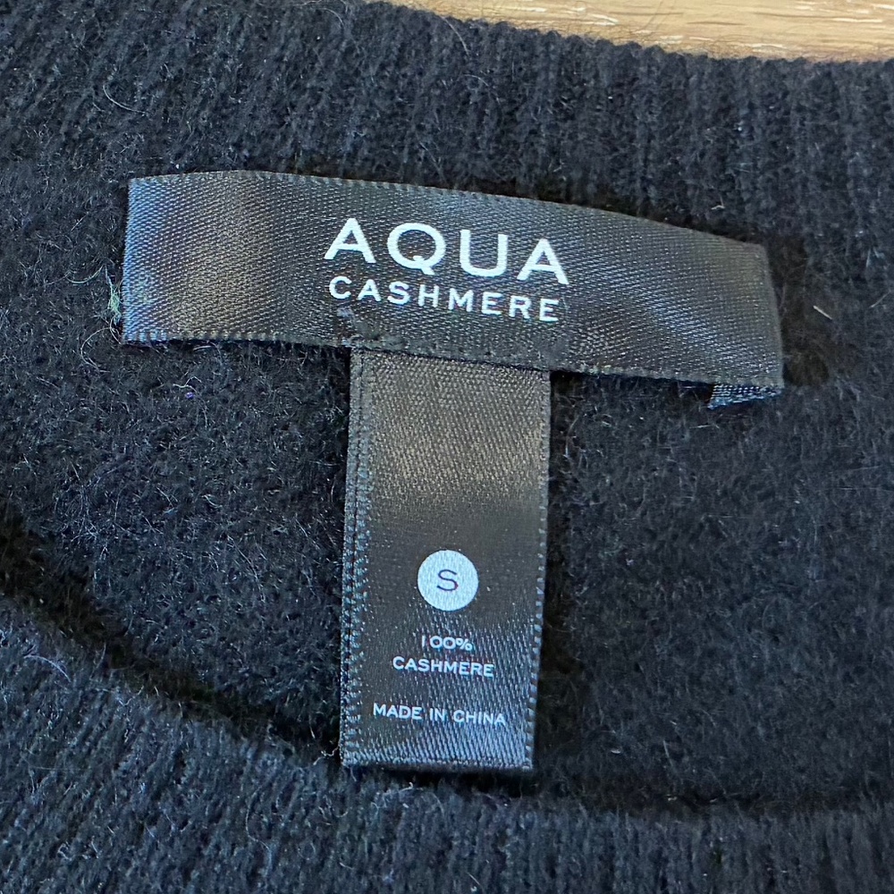AQUA NEW YORK Cashmere Sweater Small - Picture 8 of 8